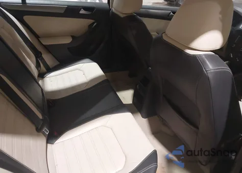 2014 Volkswagen Jetta 1.8T Sel from USA, damaged, VIN 3VWL07AJXEM378261